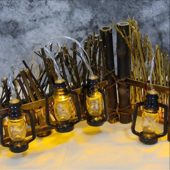 *LAST ONE* Campfire Lantern Hanging String Lights - Picture 4 of 9